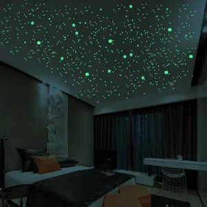 Leuchtende Sterne Aufkleber fuer Decke Wand Deko im Schlafzimmer im Dunkeln leuchtend