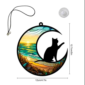 Buntglas-Stil schwarze Katze Mond Hängeornament mit Sonnenuntergang Strand Design.
