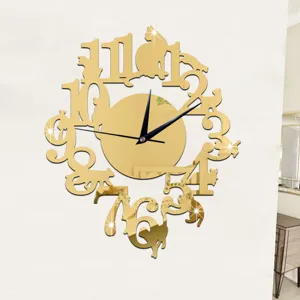 Gouden acryl spiegel wandklok detail, creatief DIY katten nummers ontwerp, stille decoratie.