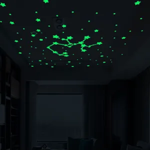 Stickers muraux fluorescents etoiles brillantes dans le noir pour decoration de chambre.