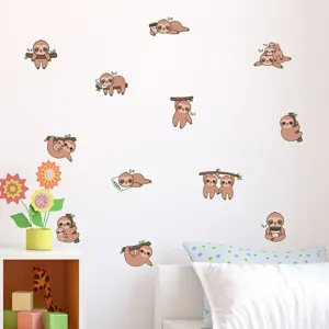 Détail d'autocollants muraux paresseux de dessin animé mignons avec de charmants paresseux.