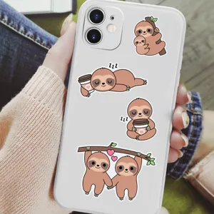 Détail de coque de téléphone paresseux dessin animé mignon, étui souple transparent en silicone.