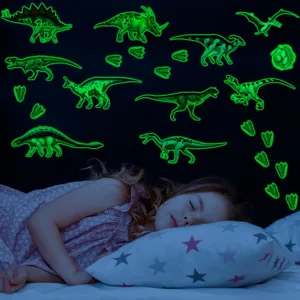 Autocollants muraux dinosaures phosphorescents scène dans la chambre d'enfant.
