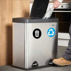 Bidone della spazzatura doppio in acciaio inox con pedali per cucina, raccolta differenziata.