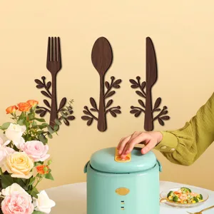 Adhesif mural couverts en bois decoration cuisine 3D couteau fourchette cuillere bois