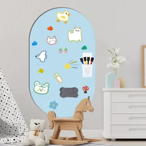 Magnetische Whiteboard Wandaufkleber für Kinderzimmer, selbstklebender Monatsplaner mit Magneten.