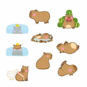 Niedliche Capybara leuchtende Wandaufkleber, fluoreszierende Cartoon Tier Aufkleber fuer Dekoration.