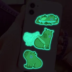 Niedliche leuchtende Wasserschwein Aufkleber für Handyhülle, im Dunkeln leuchtende Sticker.