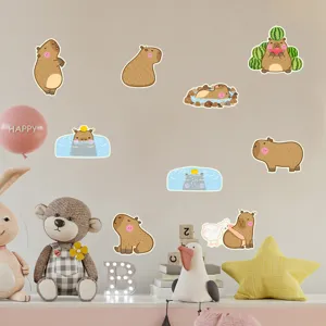 Niedliche Capybara Leucht-Wandaufkleber Detailszenen mit niedlichen Tierposen für Kinderzimmer.