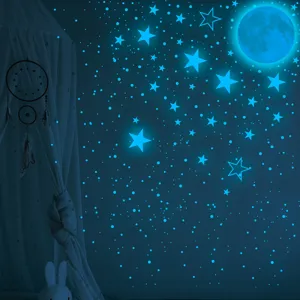 Autocollants muraux luminescents etoiles et lune phosphorescents pour decoration chambre.
