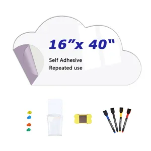 Detailansicht der magnetischen Cloud Whiteboard-Aufkleber mit selbstklebendem Design.