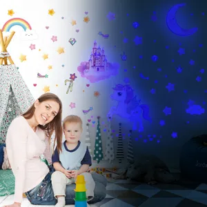 Stickers Muraux Lumineux Château Licorne Arc-en-Ciel Chambre Enfant Étoiles Cœurs Fluorescents Décoration Maison