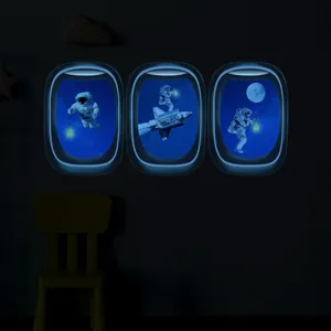 Sticker mural fenêtre lumineuse astronaute de l'espace autocollants phosphorescents chambre 3pcs