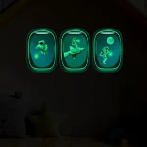Stickers muraux lumineux astronaute hublot pour chambre d'enfant, PVC fluorescent.