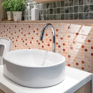 Adesivo per piastrelle a mosaico in PVC con pellicola brillante per decorazione e ristrutturazione