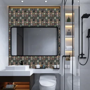 Gros plan detaille de l'autocollant de carreau de mur mosaique 3D dans la salle de bain moderne.