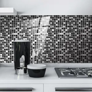 Adesivo per piastrelle a mosaico bianco e nero autoadesivo impermeabile decoro cucina