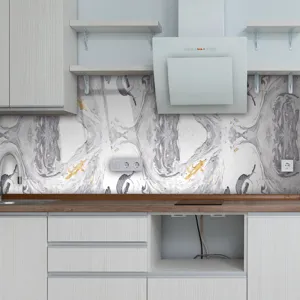 Vista dettaglio parete cucina con texture marmo adesivo impermeabile per decorazione.