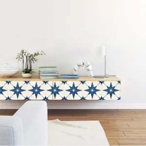 Scenedetail van blauw witte ster tegelsticker decoratief zelfklevende PVC muur