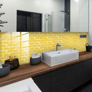 Adesivo per piastrelle motivo mattone giallo impermeabile PVC per decorazione bagno.