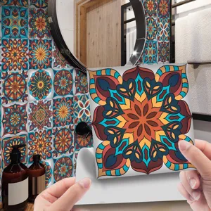 Vista dettagliata adesivo piastrelle mandala, sticker murale impermeabile decorazione.