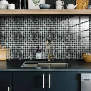 Adesivo per piastrelle a mosaico bianco e nero per paraschizzi cucina e ristrutturazione parete