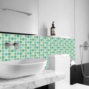Vue détaillée de l'adhésif carrelage mosaïque 3D, papier peint étanche pour salle de bain.