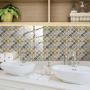 Vue détaillée de l'autocollant de carrelage 3D autocollant pour salle de bain, film cristal.