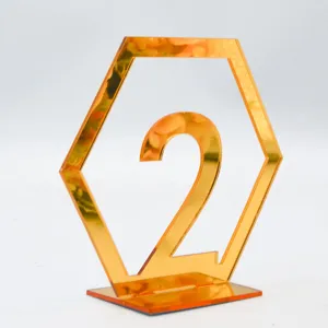 Goldener Spiegel Acryl Sechseck Tischkartennummer 2 Hochzeit Party Desktop Dekoration.