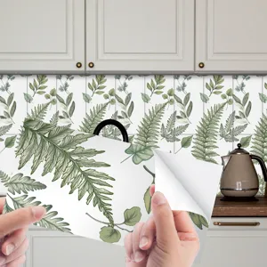 Adesivo per piastrelle con felce verde per paraschizzi cucina e decorazione murale.