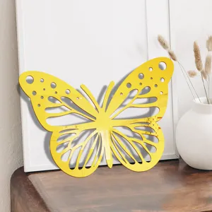 Geel acryl spiegel holle vlinder muursticker detail met reflecterend oppervlak design.