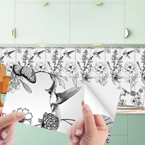 Adesivo per piastrelle in stile francese con motivo floreale e uccelli in bianco e nero.