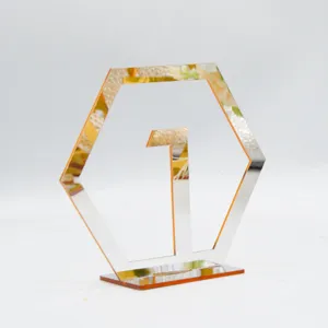 Acryl hexagon Spiegel Tischnummer Schild Detailansicht für Hochzeitsdekoration Feier