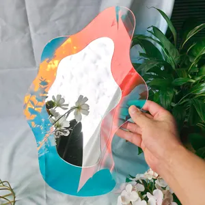 Miroir mural en acrylique irisé, miroir décoratif de forme irrégulière pour décoration intérieure.