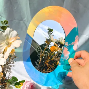 Miroir décoratif en acrylique iridescent, miroir mural holographique ovale pour la maison.