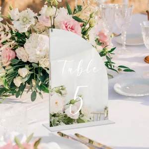 Placa de número de mesa de acrílico con base para decoración de bodas y fiestas.