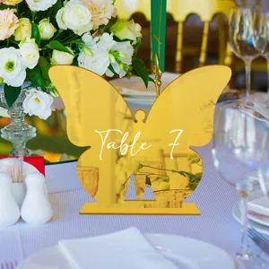 Número de mesa de mariposa de acrílico dorado para decoración de mesa de boda y fiesta
