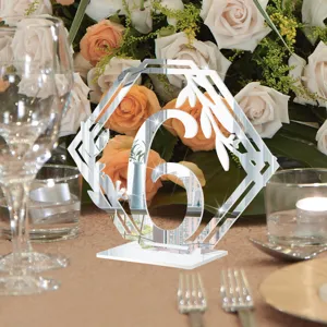 Plaque de numero de table de mariage en acrylique miroir argenté chiffre 6 élégant