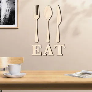 Ensemble de décoration murale en bois fourchette cuillère couteau avec lettres EAT.