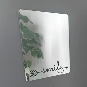 Espejo magnético de acrílico para taquilla con diseño de flecha sonriente para oficina.