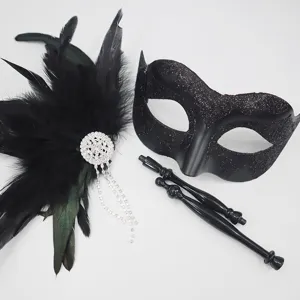 Elegante Maschera in Piume per Donna Sexy Maschera a Mezza Faccia Portatile Con Nappina in Strass Brillantini Dipinta Veneziana Maschera per Halloween Carnevale Natale