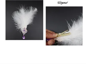 Detalle pinza de pelo de pluma blanca con colgante de pedrería morada y clip dorado.
