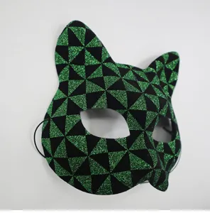 Halloween glitter kattenmasker, groen geometrisch patroon, sexy masquerade detail.