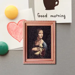 Houten magnetische retro fotolijst koelkaststicker met een klassiek kunstschilderij.