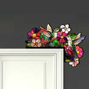 Decorazione angolare porta colibri e fiori stile vetrata vista di dettaglio primo piano