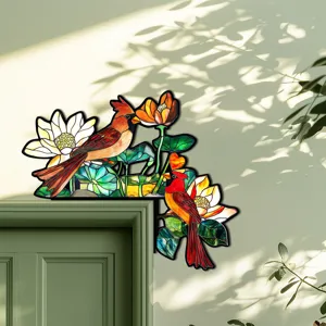 Adesivo per angolo porta con cardinale in stile vetro colorato, decorazione artistica casa.