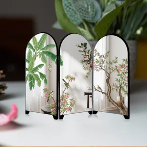 Mini desktop screen room divider with traditional Chinese flower bird painting arch mirror decor