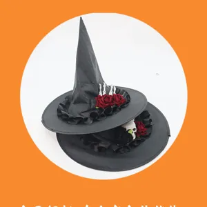 Schwarzer Halloween Hexenhut mit roten Rosen und Totenkopf, Gothic Party Kostüm Kopfschmuck.