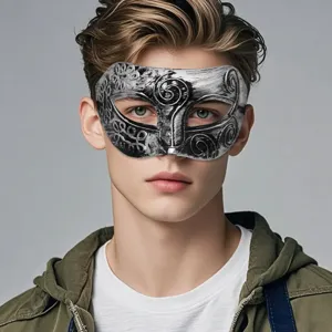 Vintage zilveren halfgelaats masker voor Halloween feest, retro kostuum rekwisieten.