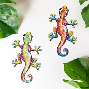 Metal Gecko Hummingbird Wall Art Outdoor Garden Fence Decor Colorful Painted Hanging Ornament Home Wall Decoration